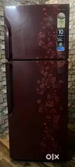 Double door refregirator