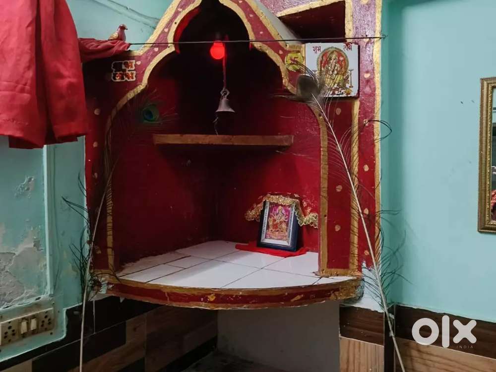 2 room sets are available