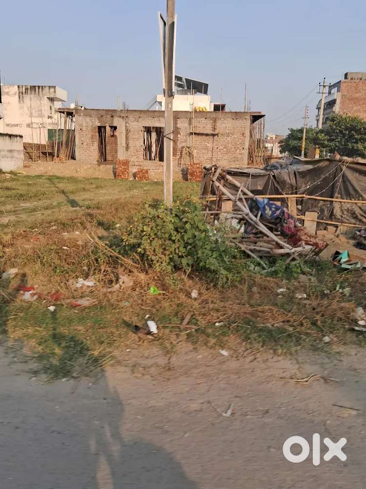 Main road 6 malra plot for sale in secc33