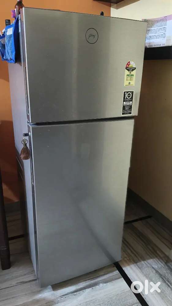 Godrej 238 L 2 Star Inverter Refrigerator+1Year Acko Extended Warranty