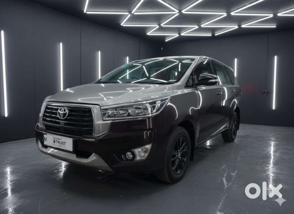 Toyota Innova Crysta 2.8 GX AT 7 STR, 2016, Diesel