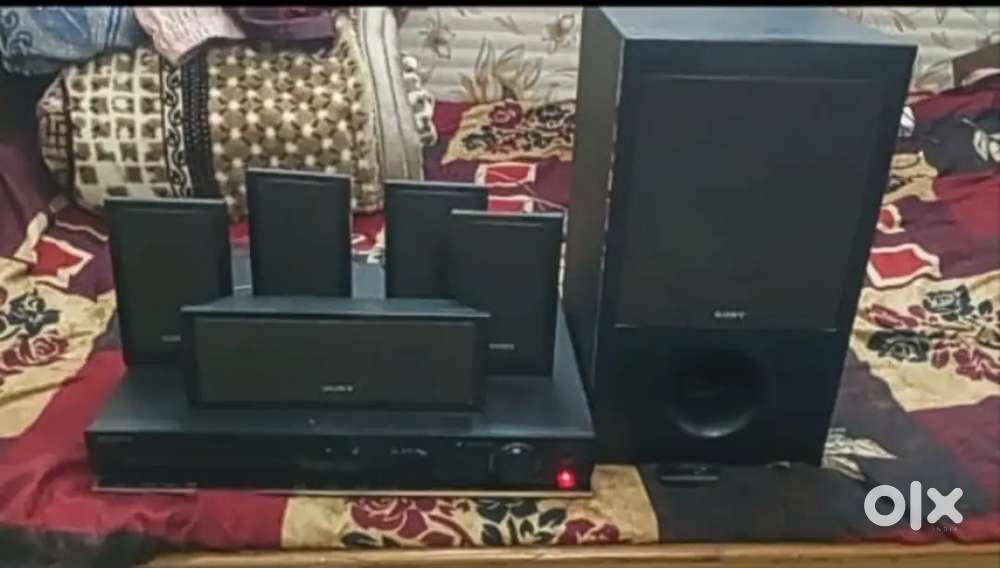 Sony dav dz 310 home theatre system 5.1 working condition 6000rs