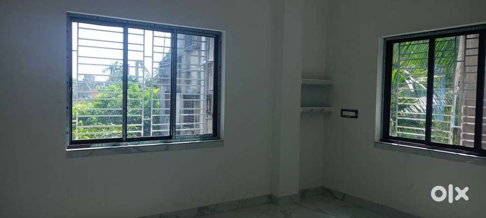 1bhk near newtown Qulity Room