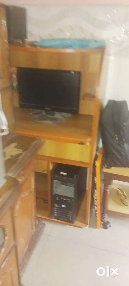 Computer trolley