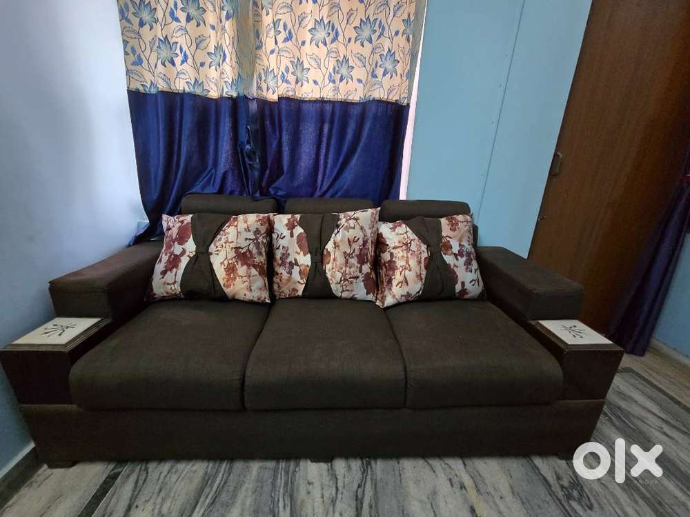 Sofa 3seater × 1, 1seater ×2