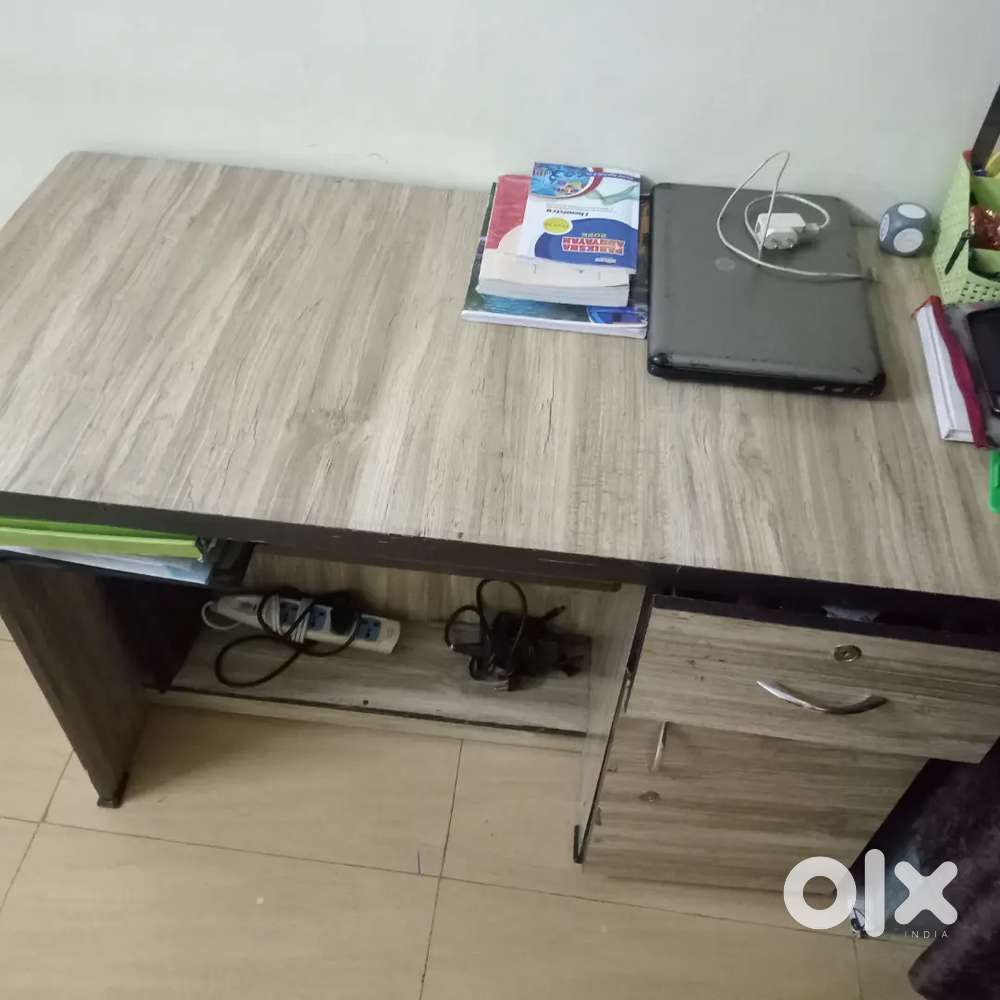 Computer table study table