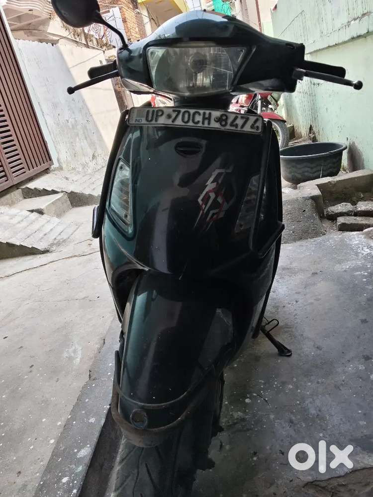 Pleasure scooty best condition