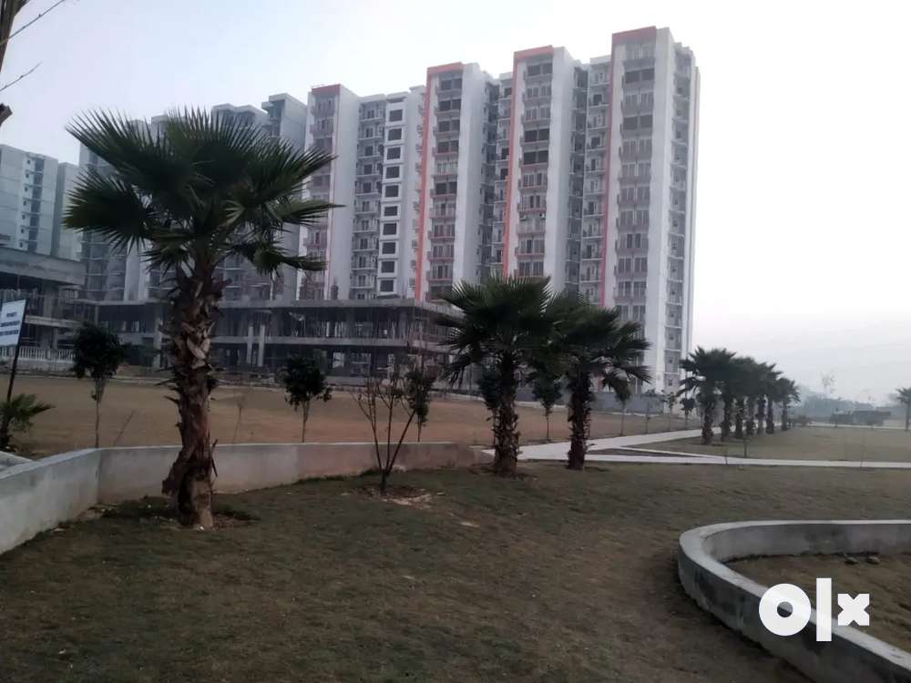 2 BHK Semi Furnished Flat available for Rent in Bharat City@8000/M