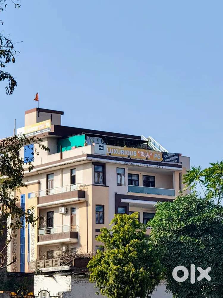 Urgent Need cook and helpers for hostel and tiffin service