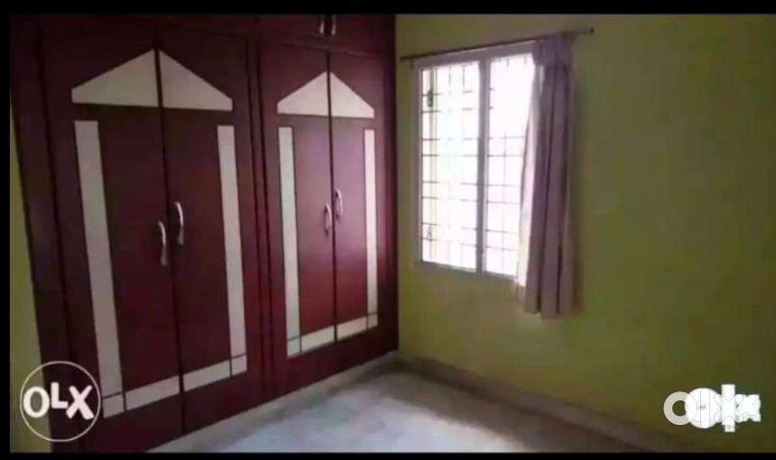 Room for sharing Men in akkayapalem