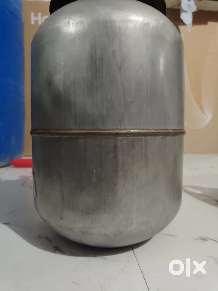 Stainless steel geyser cylinder