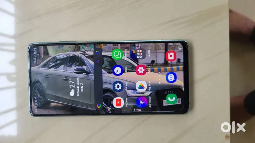 Samsung s20fe perfect condition