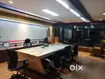 Luxurious office on rent