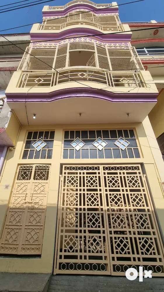 1 BHK well maintained and secured Home floor