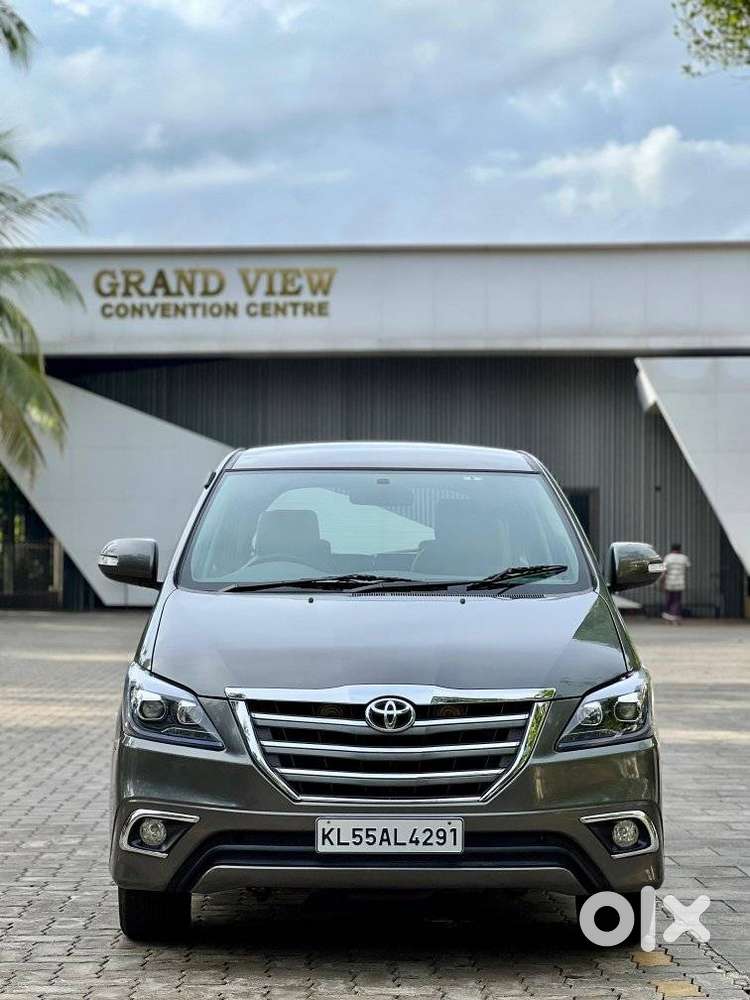 Toyota Innova 2.5 VX 7 STR, 2014, Diesel