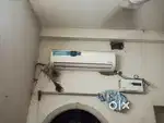 LLOYD  1.5 ton Intverter AC