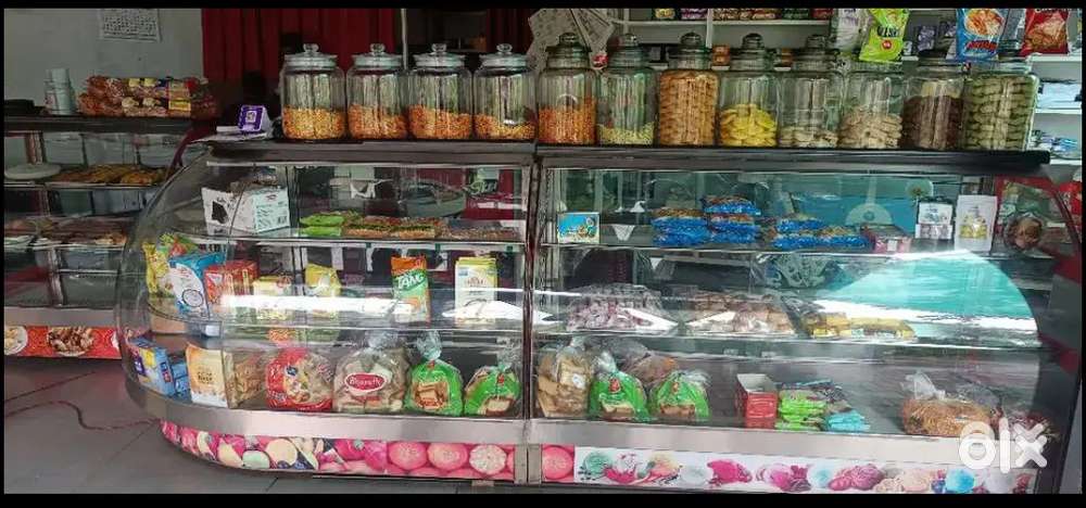 ബേക്കറി ഫർണിച്ചറും ഡിസ്പ്ലെയും മൊത്തമായി വീൽപനക്ക്