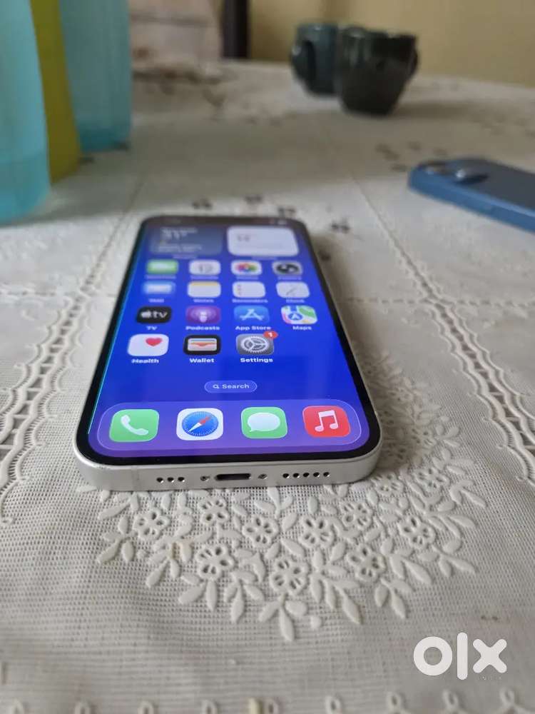 Good condtion like a new Phone but green line issue on display