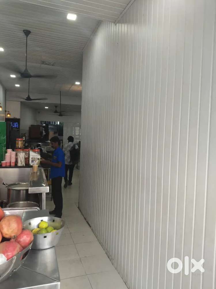 Needed service staff to the restaurant emergency