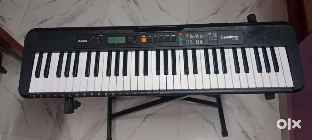 Casiotone ct-s200 keyboard good condition