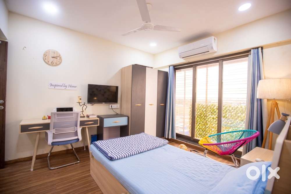Girls hostel & PG ( luxury )in gomtinagar near allen, akash coaching
