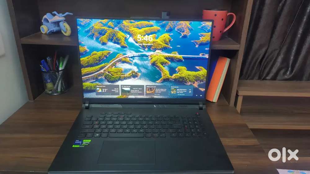 Asus Rogstrix Scar 18 Premium Gaming Laptop