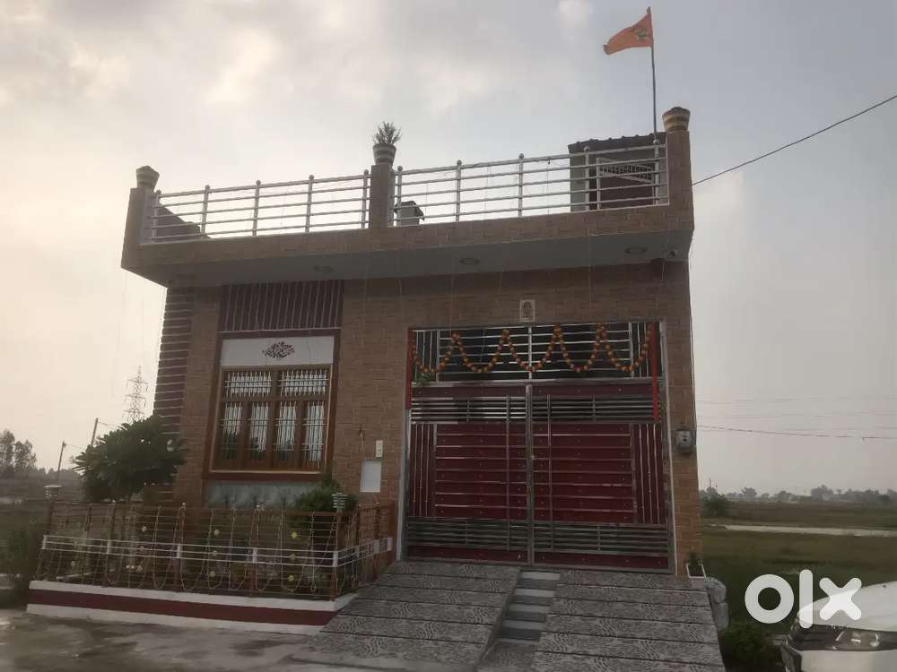Rcc 40 feet road,mandir , nali, light, cctv camera etc.