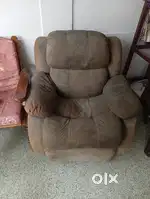 Recliner Sofa Single seater