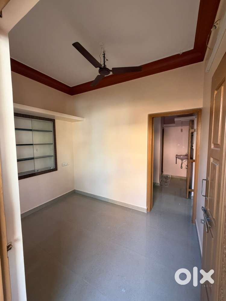 1 Room with Kitchen for rent