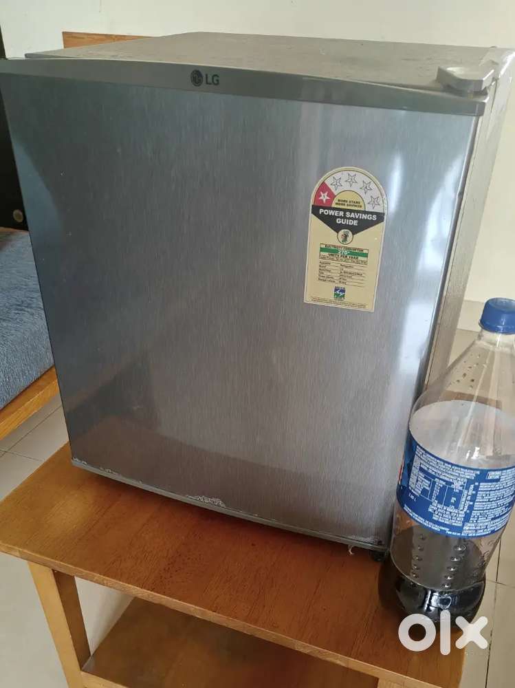 LG 45L Mini Fridge, Grey