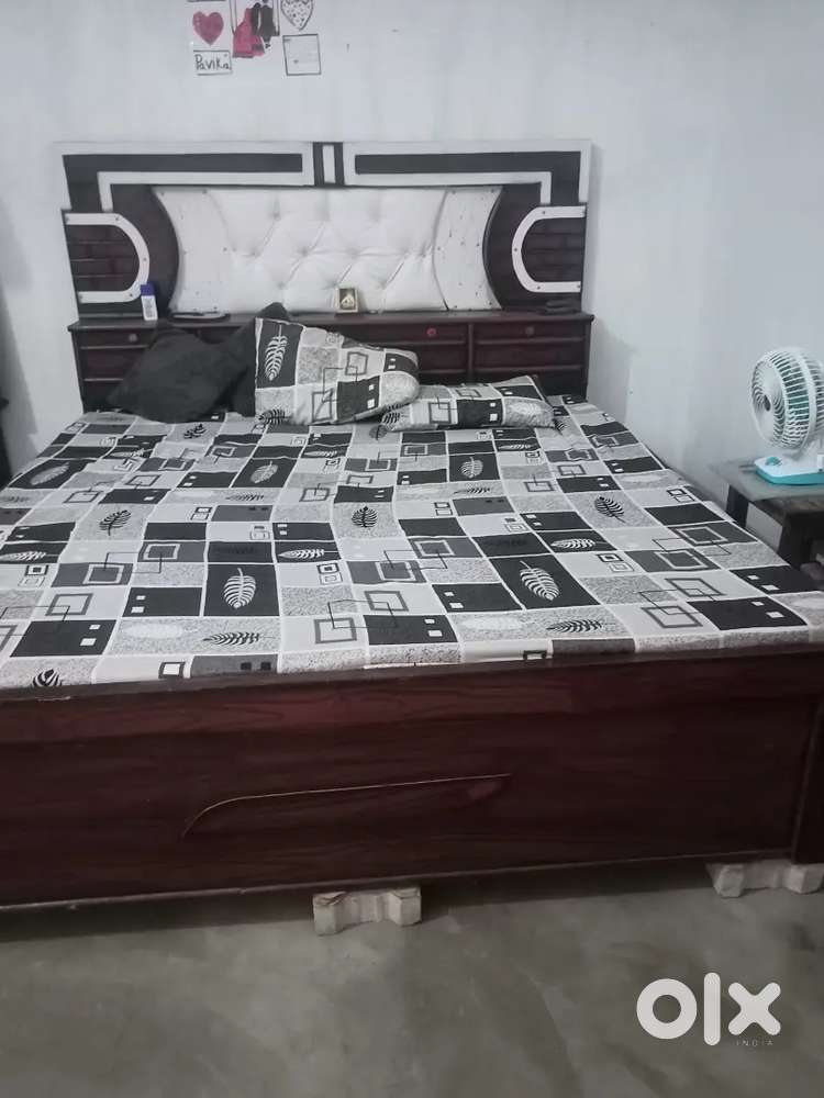 Double bed