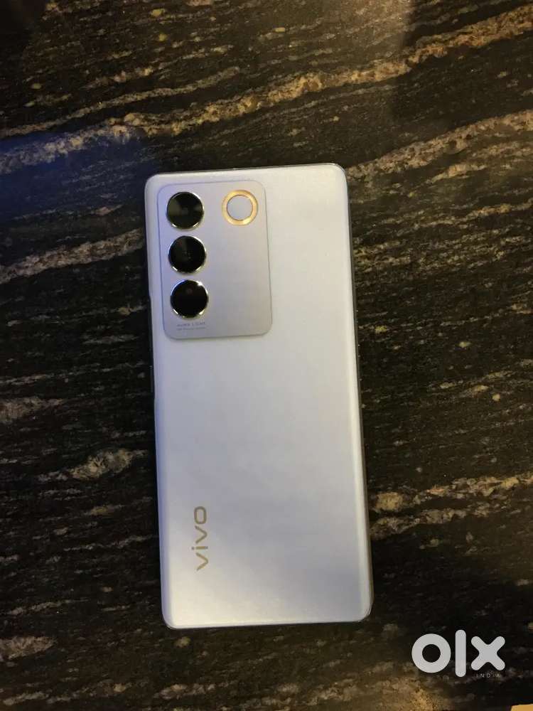 Vivo v27 pro 5g 12GB/256GB (New Condition) 6 month old