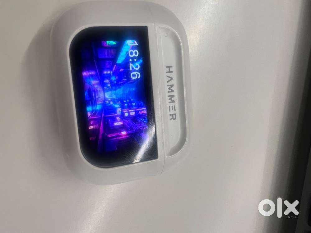 Hammer Touchable ear buds