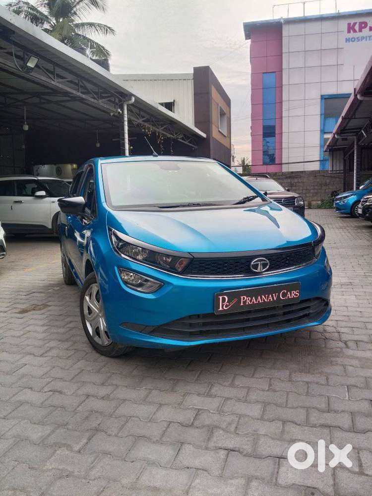 Tata Altroz 1.2 XT, 2022, Petrol