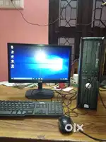 Dell desk top set.