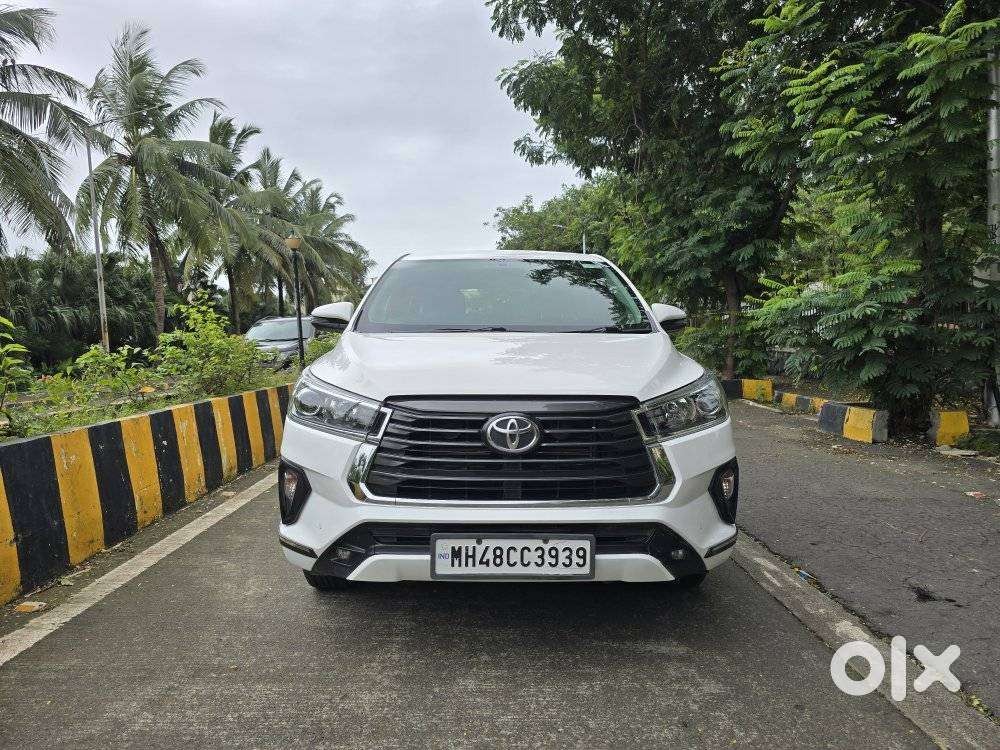 Toyota Innova Crysta [2020-ongoing] 2.4 VX 8 STR, 2022, Diesel