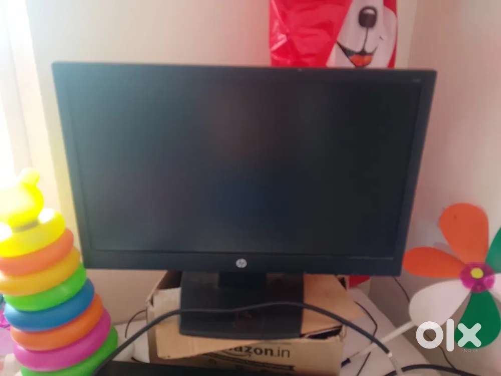 LENOVO Thinkcenter Desktop PC in Good Working Condition