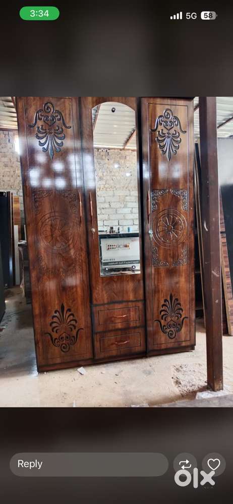 Parash Sidhu Farnichar