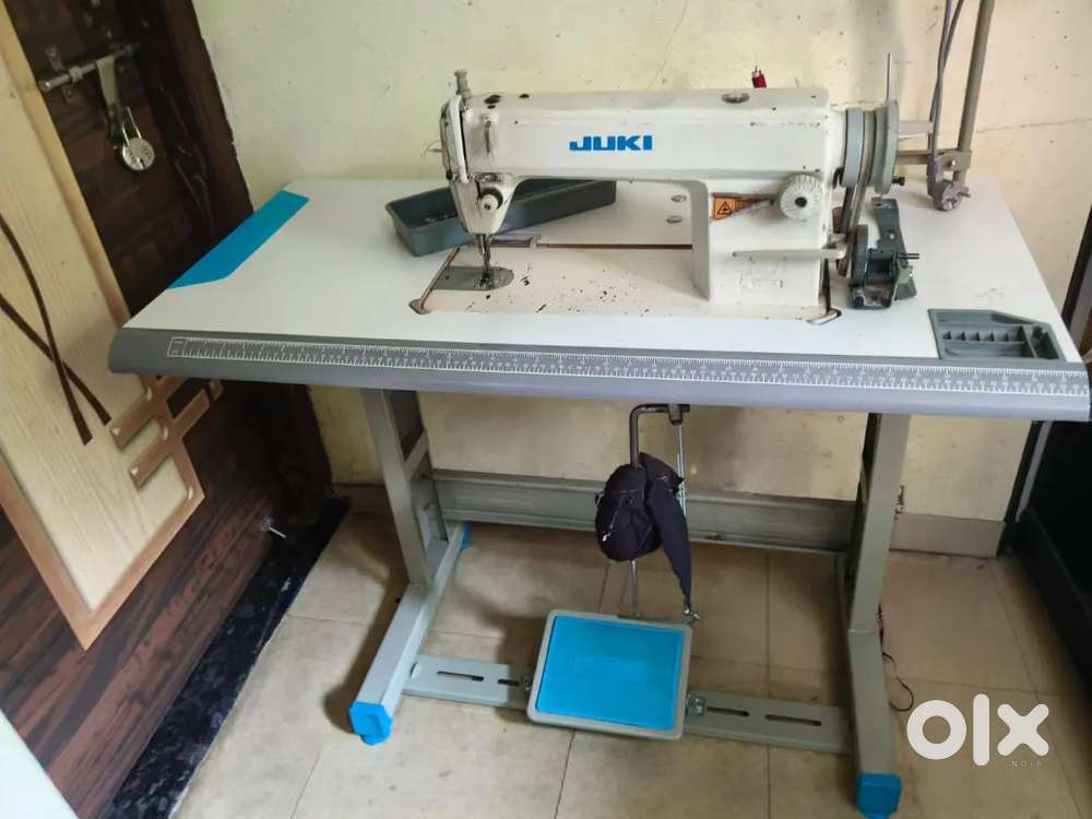Juki electronic sewing machine