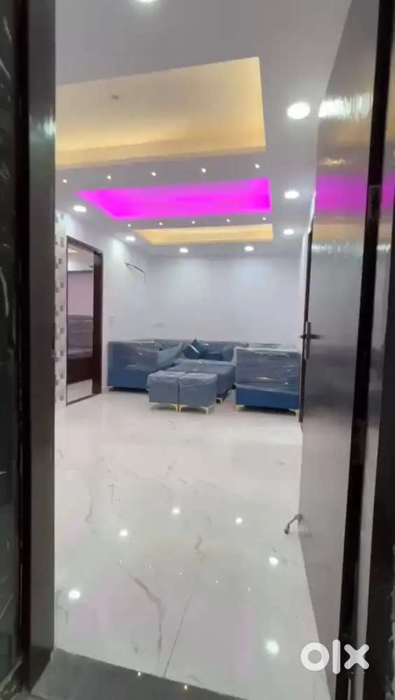 3 bhk 2 side open builder floor with loan facility upto 80 percent