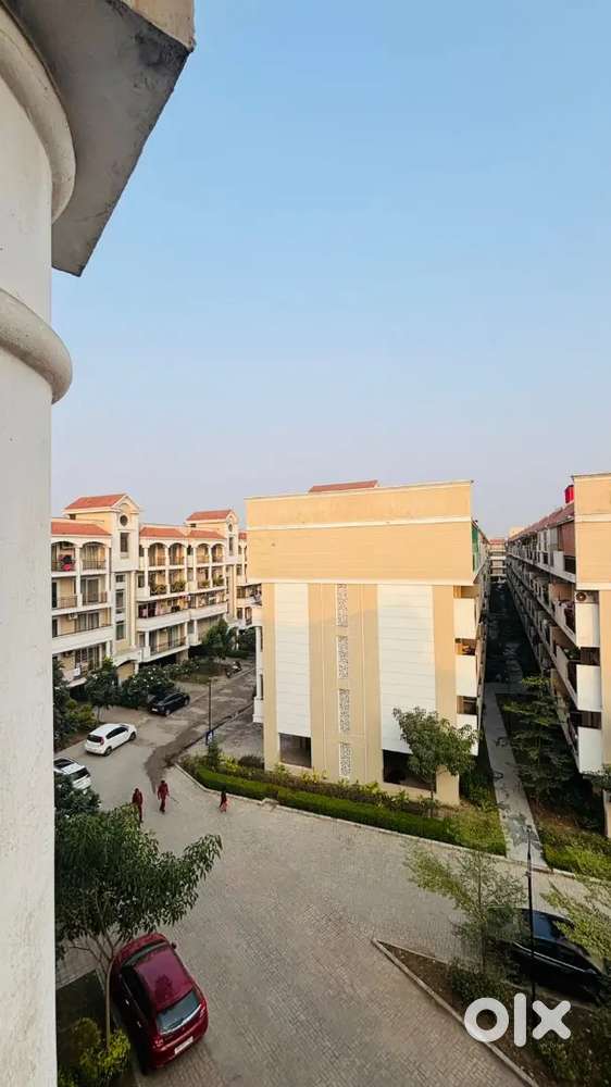 3+1 in Sushma Valencia