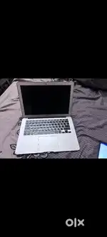 Apple Macbook Air