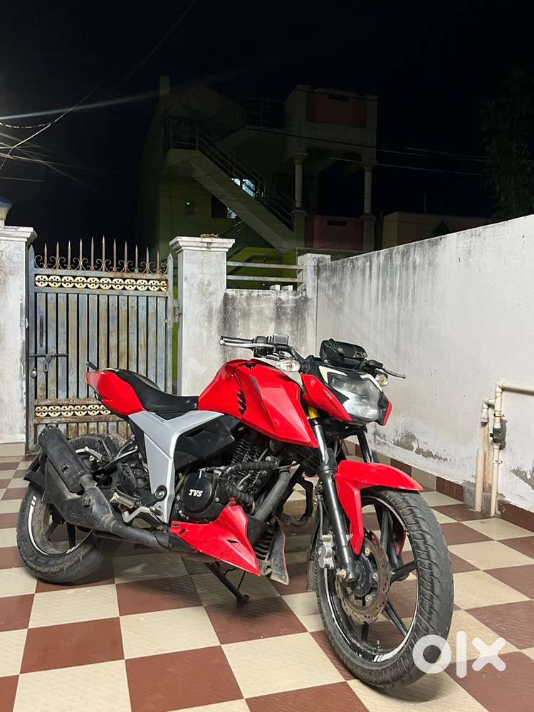 COMPLETE NEAT CONDITION,NEW BATTERY AND LED LIGHTS AND NEW OIL CHANGE