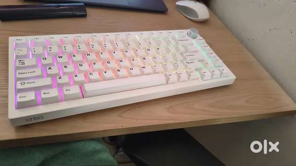 Kreo swarm premium mechanical keyboard