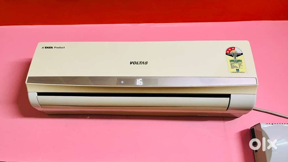 Voltas 1.5 Split 3 Star AC with working condition.