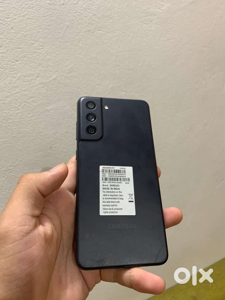 Samsung Galaxy S21FE(8/128) with original cable and adapter