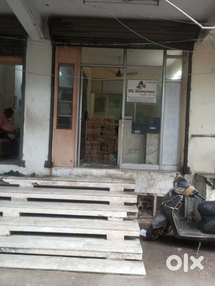 Prime location furnished office space for rent - Immediate Occupancy