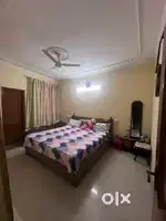 1 Room available in 3 BHK Flat for Single Working Girl in Sector 70