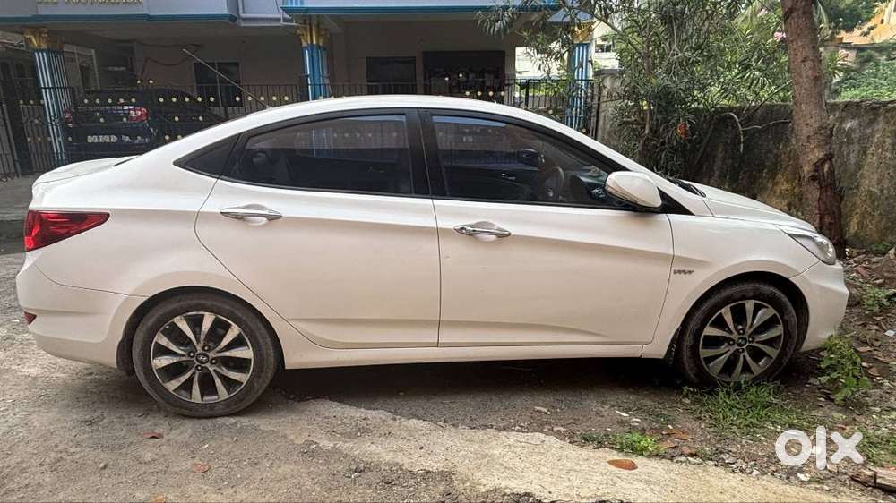 Hyundai Verna 2014 Petrol 112000 Km Driven
