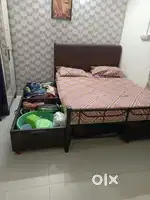 HEAVY DUTY DOUBLE BED WITH 2 HEAVY TROLLEY